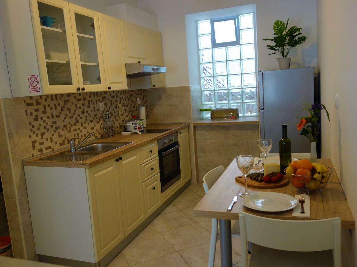 קסטב Apartments Vincent מראה חיצוני תמונה